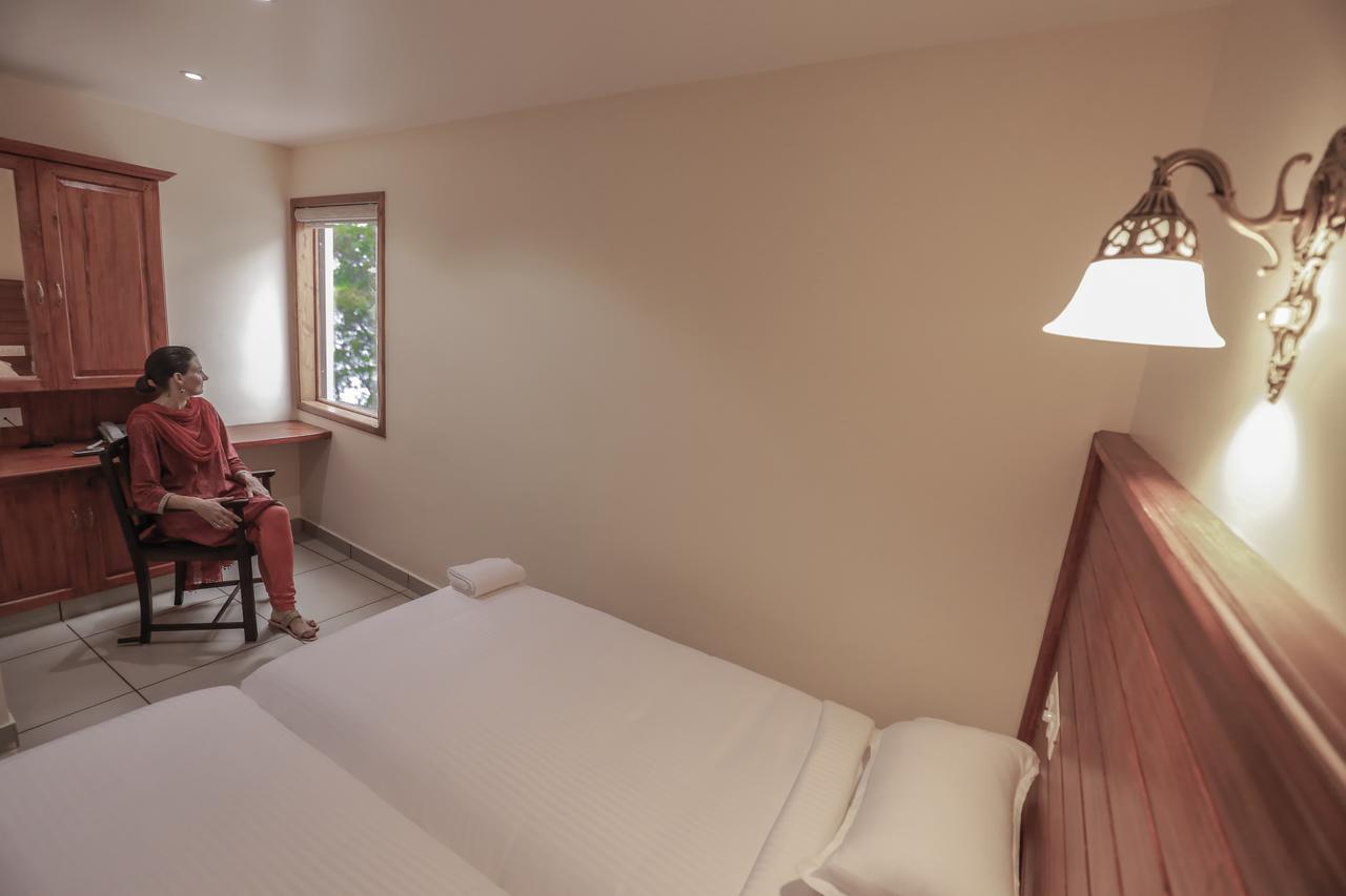 Roses Inn Fortkochi Exterior foto