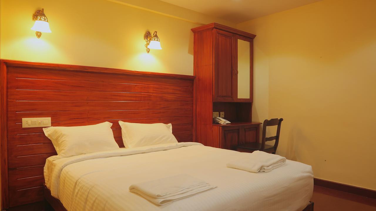 Roses Inn Fortkochi Exterior foto