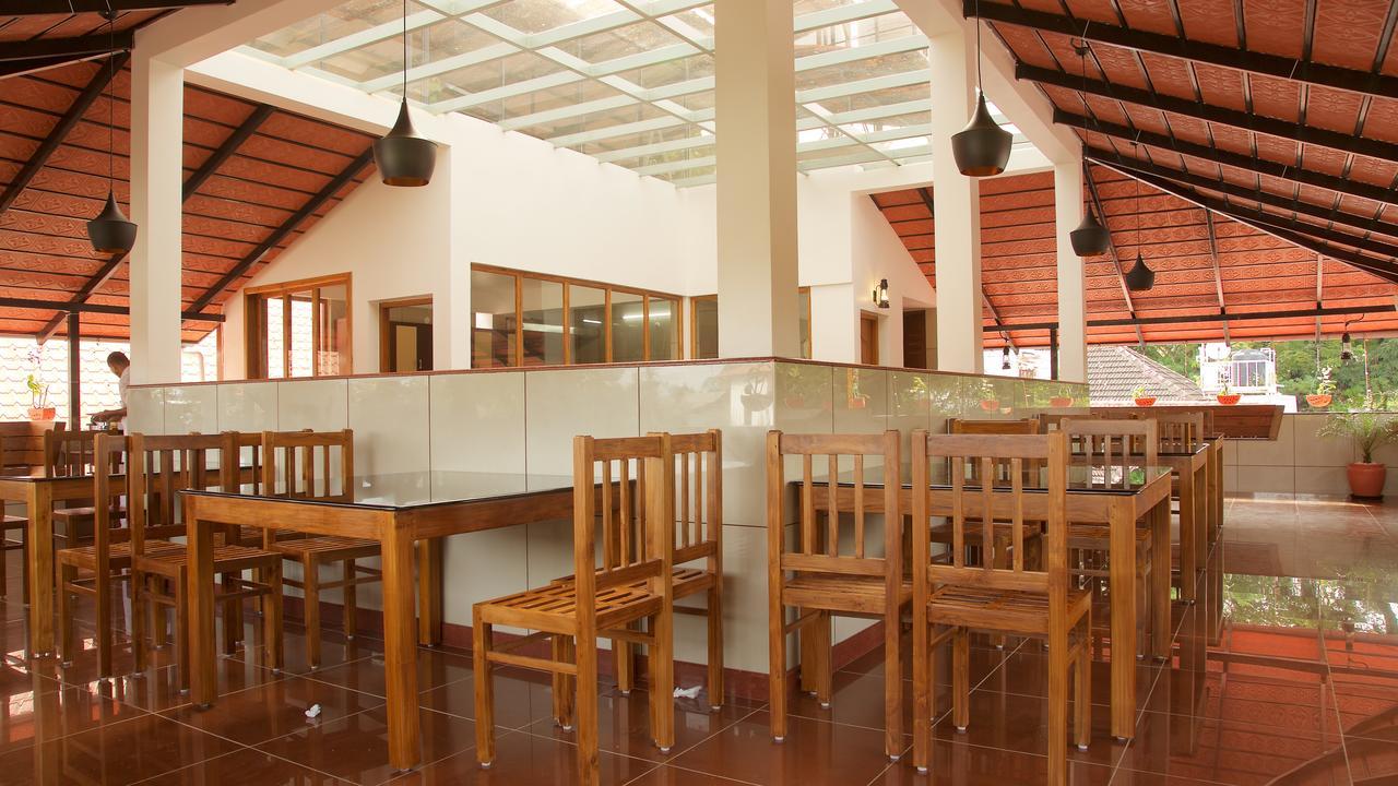 Roses Inn Fortkochi Exterior foto